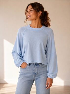 Aerie Light Blue Dolman Sleeve Long Sleeve Top Women’s Small Relaxed Casual